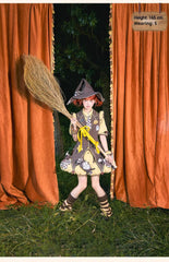 Piggy Bun- Witch Paradise - Kawaii Lolita OP Witch Themed Dress with Pointed Hem Vest