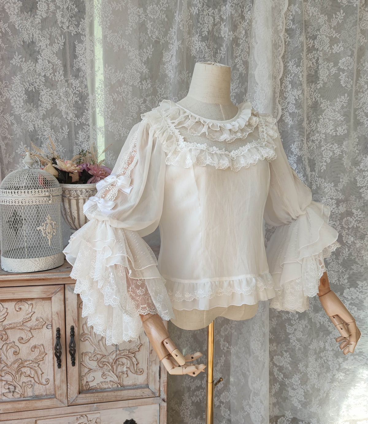 Garden Cat - Princess Sleeve Classic Lolita Blouse