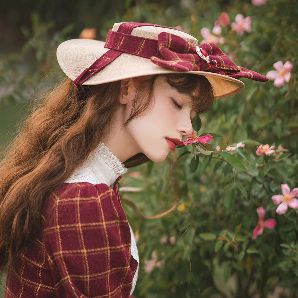 Miss point - Rose Silhouette - Elegant Handmade Lolita Flat Hat