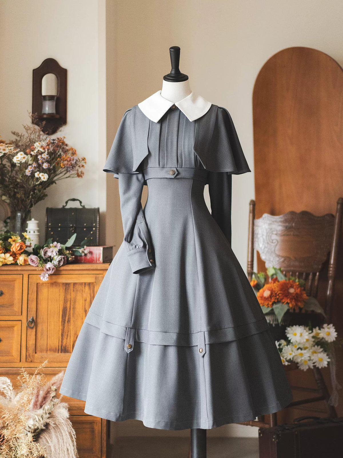 Forest Wardrobe - Forest Antique Box - Classic Lolita OP Dress with Detachable Short Cape