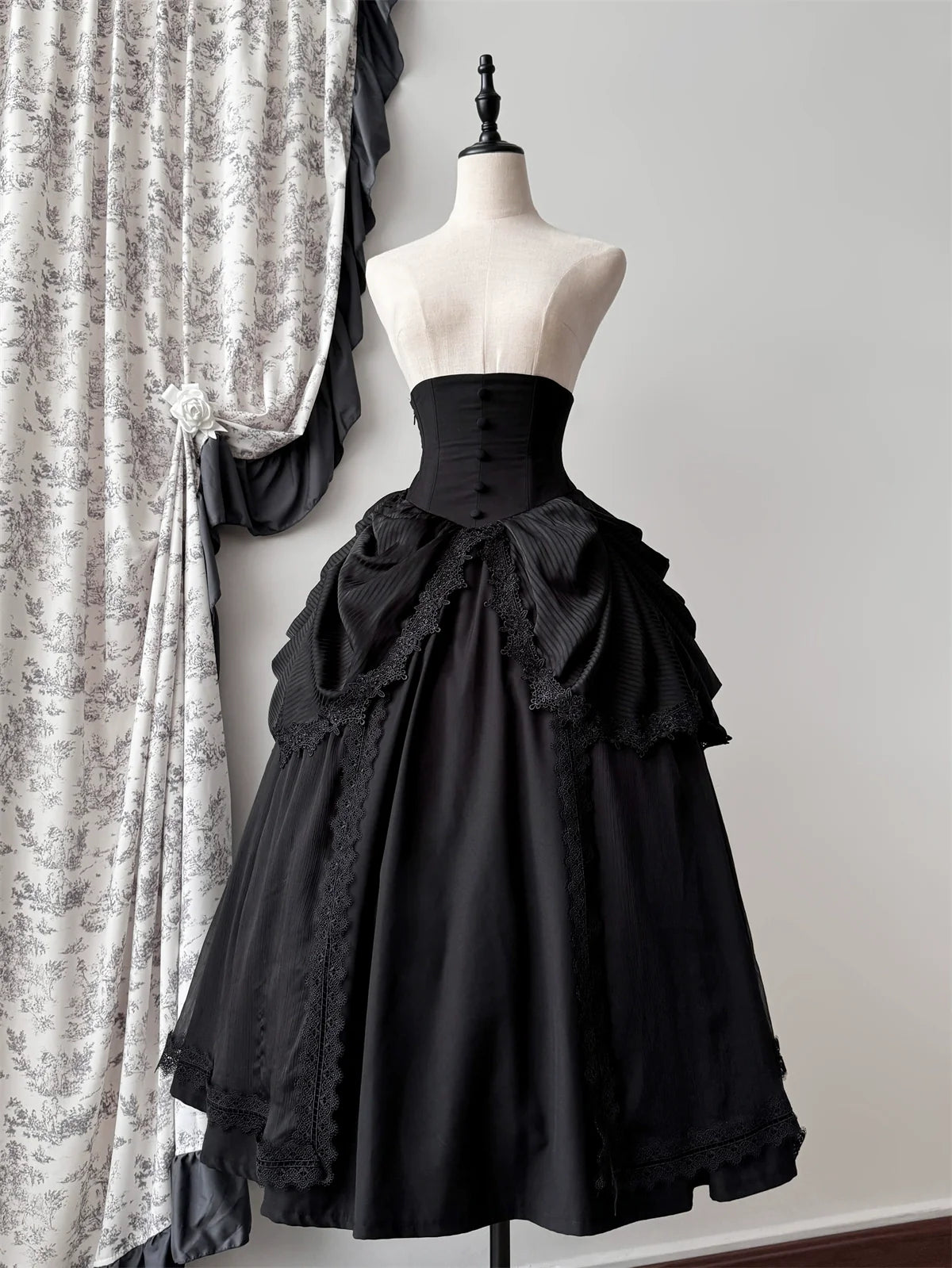 Muppet Mind Ben - Dreaming - Gothic Lolita Skirt Fishbone Long Skirt Ruffled Hem